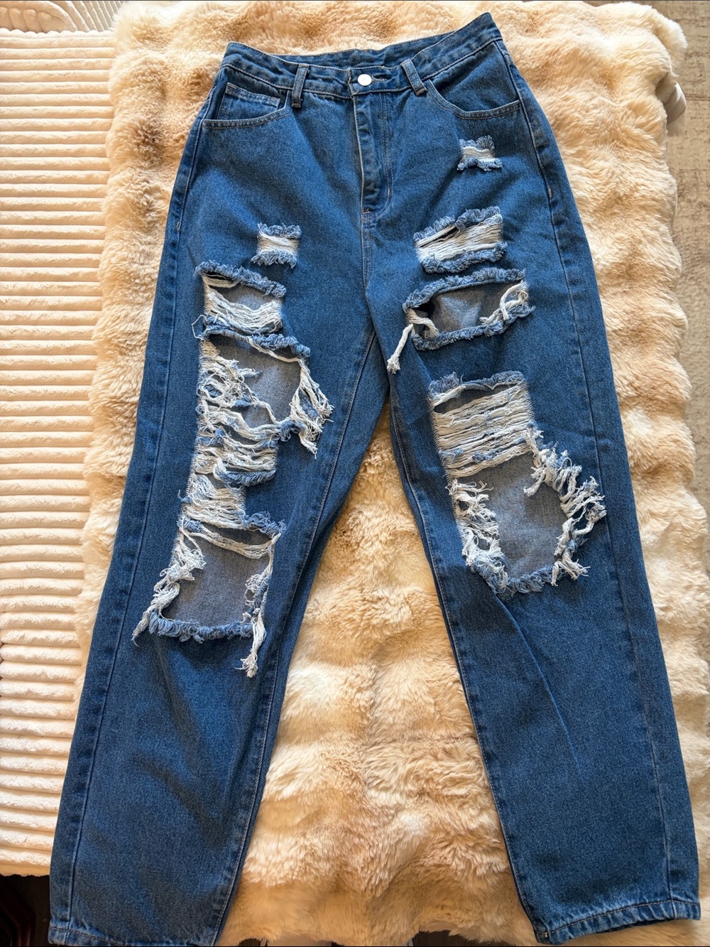 SHEIN High rise distressed jeans size small/4 barrel leg jeans